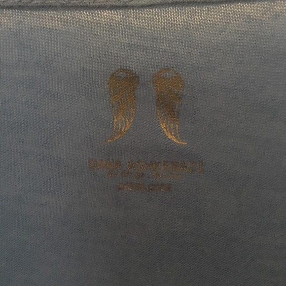 Dana Ashkenazi | Been Livin in the City Tee - Picture 6 of 8